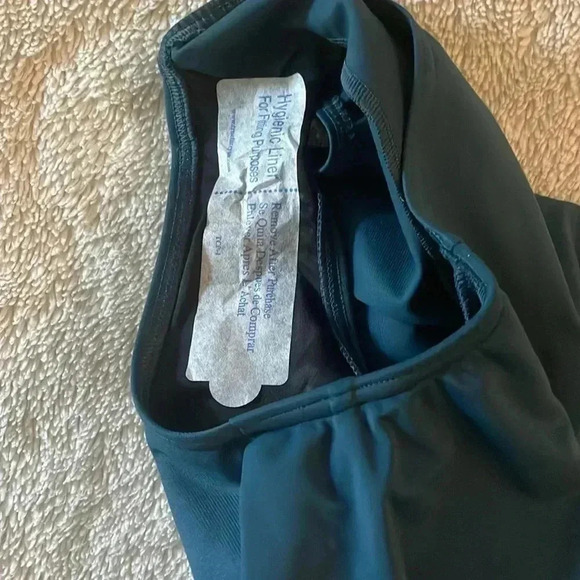 Miraclesuit Illusionist Circe One Piece Swimsuit - Picture 7 of 7